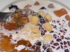 -RUXU入续糖水铺与包(卓悦中心店)