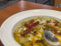 -鱼亨小鲜酸菜鱼(大信店)