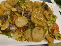海鲜炒年糕-金海湾海鲜排档(朱家尖店)