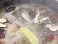 -花苑美食横琴生蚝火锅(拱北粤华路店)