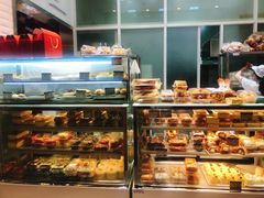 面包甜点陈列柜-白玉兰食品(甜云店)