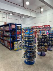 -逝水玩具折扣店