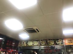 -华威达牛庄(黄埔大道西店)