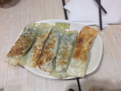 -南城香·饭香串香馄饨香(青年路店)