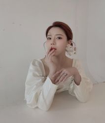 -唯一旅拍·颂当代影像艺术中心(上城店)