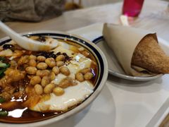 -正南齐北·老街糯米团(洪崖洞店)
