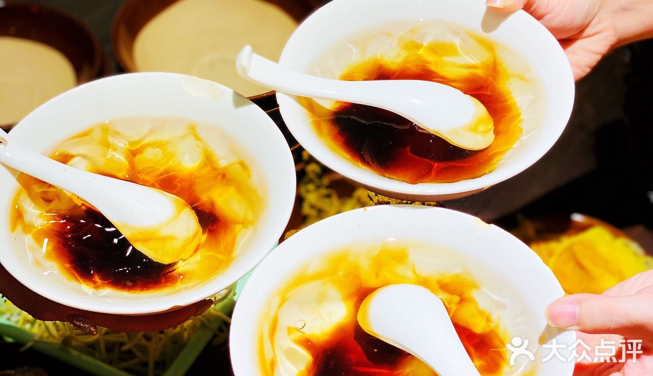 老厂房里吃火锅｜网红金姐老火锅 就是这个重庆好味道