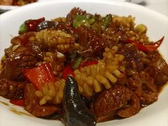 爆炒鱿鱼-刘胖子家常菜·蹄花焖藕(兴业店)
