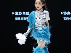 -潮童星少儿模特形体培训(郑州总校)