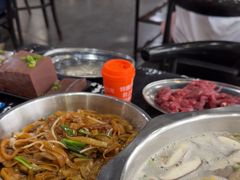 -牛一煲美食(江高店)