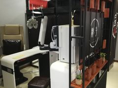 -肆兮眼镜·蔡司·徕卡战略合作店(大坪店)