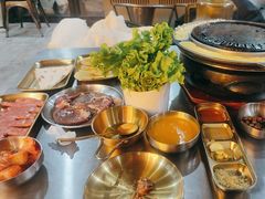 -胡悦里韩式烤肉(芝罘万达广场店)