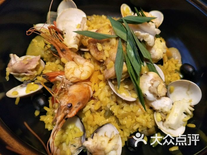 西班牙藏红花海鲜饭