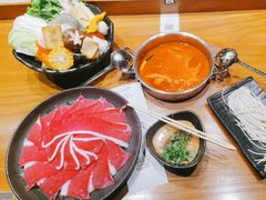 -呷哺呷哺(万达新世界店)