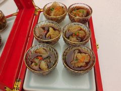 -品海楼·大连海胆锅贴馆(东港店)