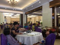 大堂-畔山酒店中餐厅