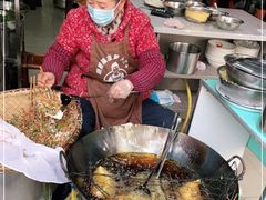 -半月镰胡姐脆皮萝卜饺子