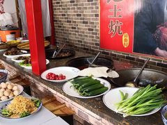灶台展示台-王村姑老土炕莜面村(桥东店)