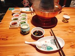 -额尔敦传统涮火锅·烧烤(鑫源山庄店)