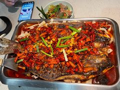 -鸣记脆皮烤鱼(岐山路店)