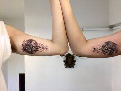 手臂-蜉蝣刺青纹身定制