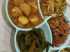 -晓宇盒饭(民安街店)