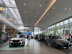 -南充通源宝马4S店(高坪店)