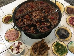 -石灰市老火锅(北滨路店)