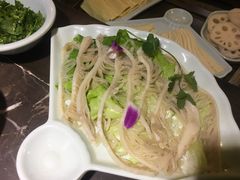 -红九格老火锅(三峡广场店)