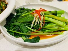 -闫府私房菜(经四路万达店)