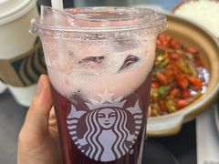 冰摇红莓黑加仑-星巴克(北京三里屯SOHO一店)
