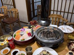 -青瓦餐厅·生鱼片·韩园烤肉(西塔店)