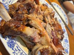 -老天桥酱肉烧饼夹肘子(天桥店)