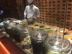 自助取餐区-君悦酒店·1881·北京烤鸭