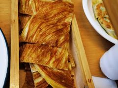 招牌奶香饼-关东小磨东北菜(上海长风大悦城店)