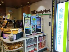 -全家便利店(上海南站站店)