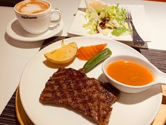 -斗牛士牛排餐厅(嘉里汇店)