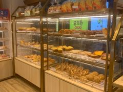 面包甜点陈列柜-85度C(广州石牌桥店)