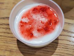 雪燕草莓滑嫩豆腐-粤集·手工粤菜(皇庭广场店)