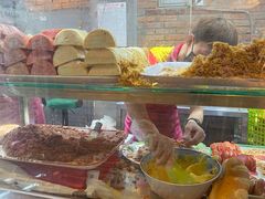 -Bánh Mì Huynh Hoa