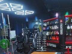 -成杰格斗·拳击·柔术·防身术(建设路店)