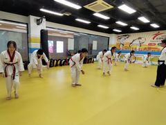 -浛道跆拳道·拳击·体适能