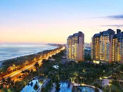 -三亚湾海居铂尔曼度假酒店