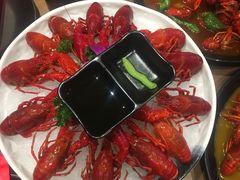 -沪小胖小龙虾(淮海中路旗舰店)