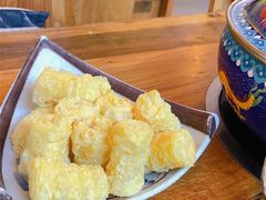 -毛辣果·贵州红酸汤牛肉火锅(西单店)