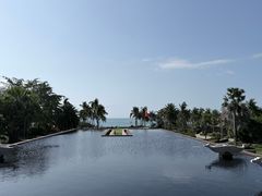 -亚龙湾喜来登·美景台大堂吧