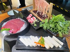 -湊湊火锅·茶憩(颐堤港店)
