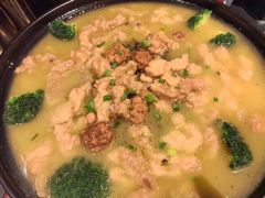-艳阳天民俗村(公园路店)