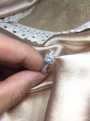 -威德钻石-克拉钻大本营(南京东路店)