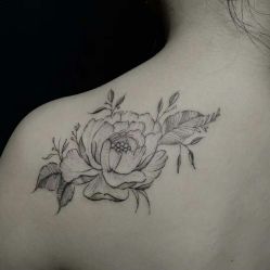 -木子·纹身店TATTOO穿孔·洗纹身